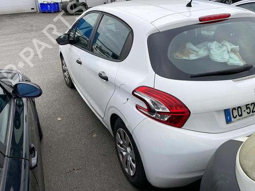 Brugte PEUGEOT 208 I (CA_, CC_) 1.0 VTi 4804324