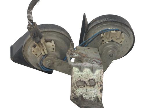 horn-citroen-c5-iii-break-rw_-2008-2009-2010-2011-2012-2013-2014-2015-2016-2017-37341301 main image