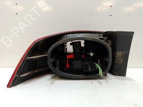 right-taillight-renault-laguna-ii-bg01_-2001-2002-2003-2004-2005-2006-2007-37316849 main image