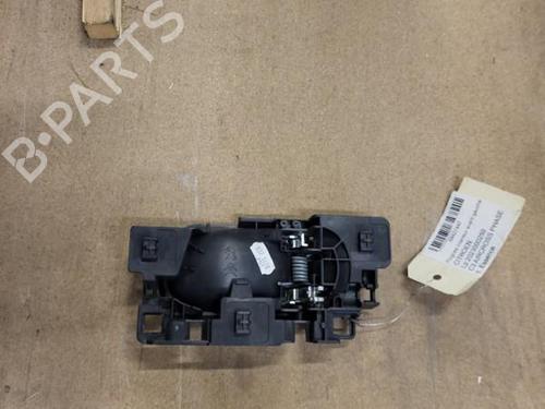 front-left-interior-door-handle-citroen-c3-aircross-ii-2r_-2c_-2017-37313919 main image