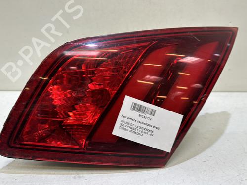 right-tailgate-light-peugeot-308-i-4a_-4c_-2007-2008-2009-2010-2011-2012-2013-2014-2015-2016-37326132 main image