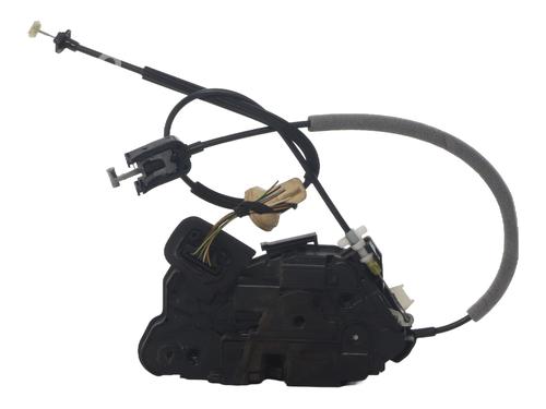 Front left lock VW GOLF VI (5K1) 2.0 TDI | BP37340359C98 - Image 2