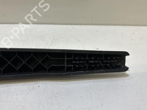 Used Rear windshield wiper arm Rear windshield wiper arm 37326654 37326654