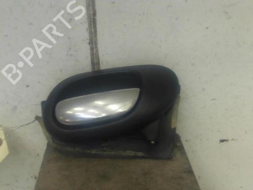 Used Front right interior door handle Front right interior door handle 37302488 37302488