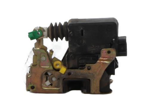 front-left-lock-renault-kangoo-express-fc01_-1997-37331397 main image