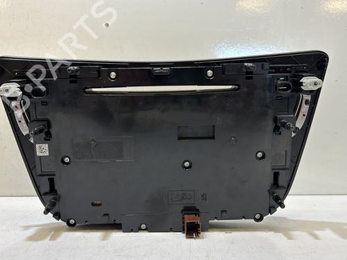climate-control-peugeot-508-sw-i-8e_-2010-2011-2012-2013-2014-2015-2016-2017-2018-37326235 main image