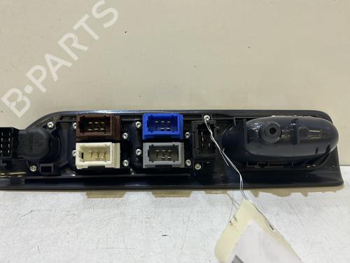 Left front window switch RENAULT ESPACE III (JE0_) 2.2 dCi (JE0K) | BP37325325I27 - Image 2