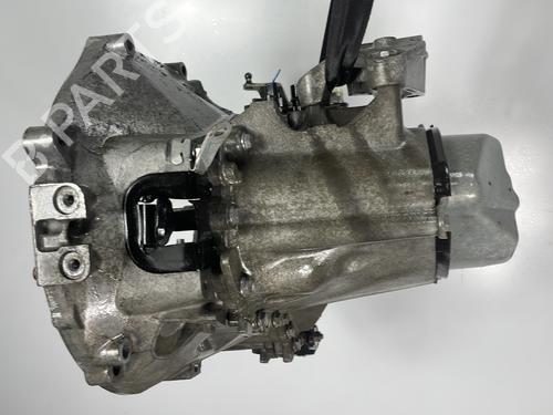 gearbox-citroen-c4-cactus-2014-37337518 main image