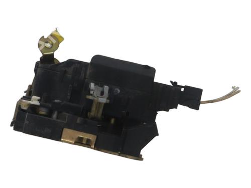 front-right-lock-renault-kangoo-express-fc01_-1997-37346572 main image