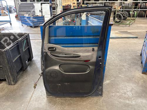 Porte avant droite Porte avant droite 38560894 38560894