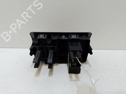 Used Headlight switch Headlight switch 37318426 37318426