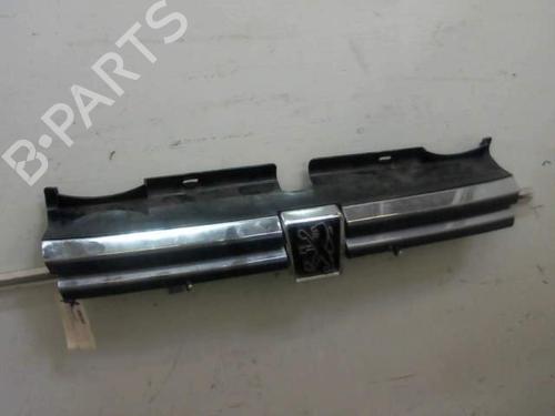 Used Grille Grille 37614541 37614541