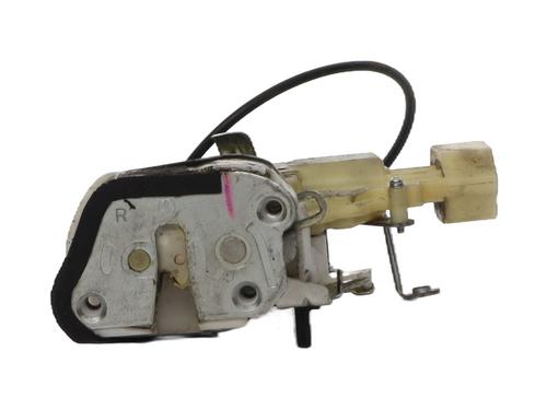 rear-right-lock-toyota-yaris-_p1_-1999-2000-2001-2002-2003-2004-2005-37332837 main image