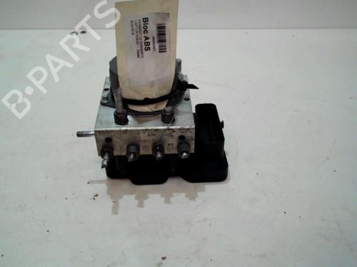 abs-pump-renault-captur-i-j5_-h5_-2013-37306748 main image