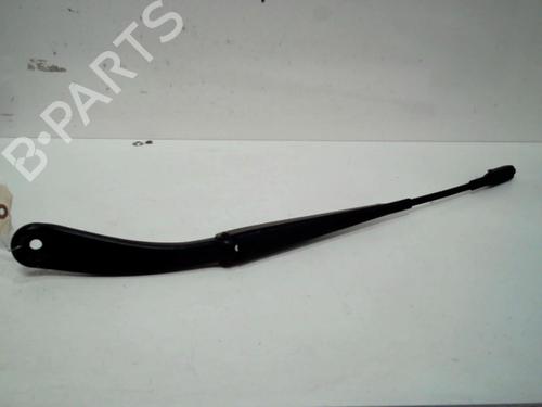 Used Front windshield wiper arm Front windshield wiper arm 37310520 37310520