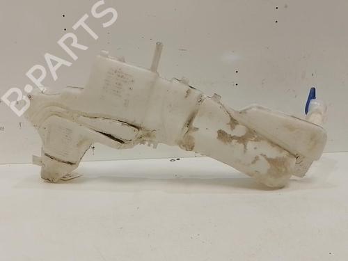 Used Windscreen washer tank Windscreen washer tank 37620618 37620618