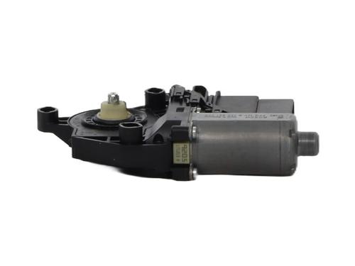 right-front-window-motor-vw-touran-1t3-2010-2011-2012-2013-2014-2015-2016-37332815 main image
