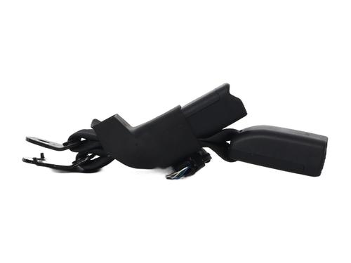 seat-buckle-toyota-yaris-_p21_-_pa1_-_ph1_-2020-37753062 main image