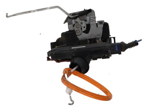 front-left-lock-audi-a3-8p1-2003-2004-2005-2006-2007-2008-2009-2010-2011-2012-2013-37323733 main image