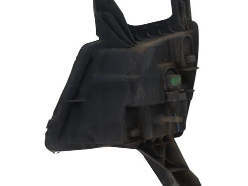 right-front-fog-light-peugeot-407-6d_-2004-2005-2006-2007-2008-2009-2010-2011-37345400 main image