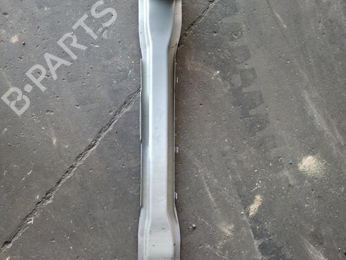Used Front bumper reinforcement Front bumper reinforcement 37622445 37622445