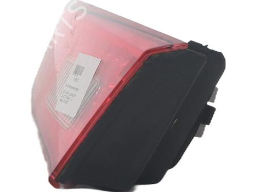 right-tailgate-light-alfa-romeo-giulietta-940_-2010-2011-2012-2013-2014-2015-2016-2017-2018-2019-2020-37339203 main image