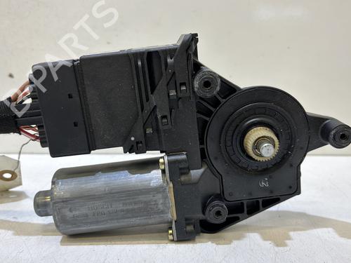 Left rear window motor VW PASSAT B5.5 (3B3) 1.9 TDI | BP37299195E23 - Image 3