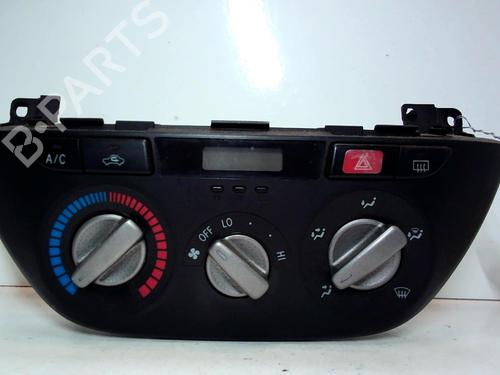 climate-control-toyota-rav-4-ii-_a2_-2000-2001-2002-2003-2004-2005-37304164 main image