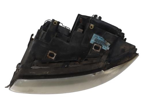 left-headlight-audi-a4-b6-8e2-2000-2001-2002-2003-2004-2005-37335144 main image
