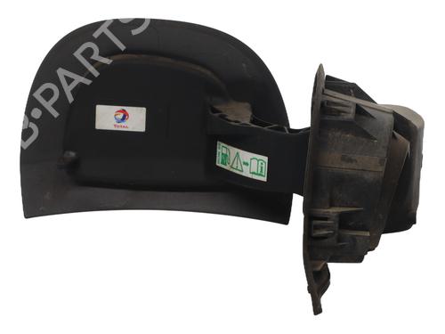 fuel-flap-citroen-c4-cactus-2014-37337526 main image