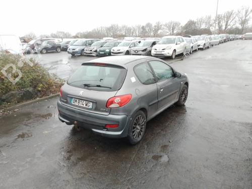 Fuse box PEUGEOT 206+ (2L_, 2M_) 1.4 HDi eco 70 | BP37320193E1 - Image 9