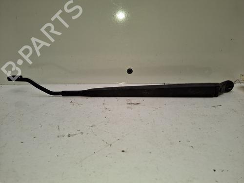 front-windshield-wiper-arm-peugeot-1007-km_-2005-37329645 main image