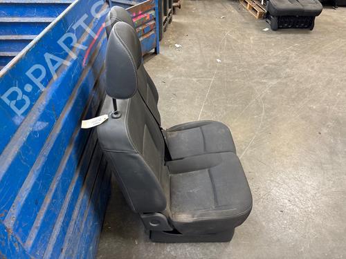 Right front seat RENAULT TRAFIC III Van (FG_) 1.6 dCi 145 (FGMG) | BP38596718C16 - Image 4