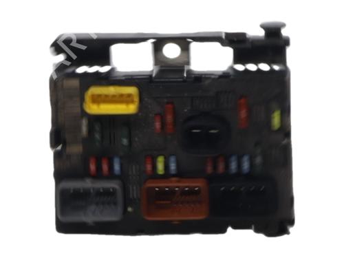 fuse-box-peugeot-307-cc-3b-2003-2004-2005-2006-2007-2008-2009-37348739 main image