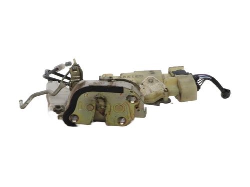front-right-lock-toyota-yaris-_p1_-1999-2000-2001-2002-2003-2004-2005-37347577 main image