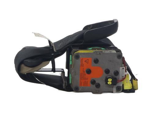 front-right-seatbelt-toyota-auris-_e15_-2006-2007-2008-2009-2010-2011-2012-2013-37345452 main image