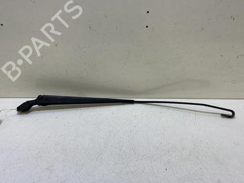 Used Front windshield wiper arm Front windshield wiper arm 37318664 37318664