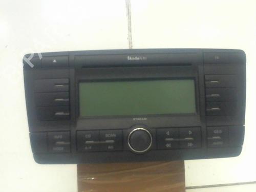 radio-skoda-octavia-ii-combi-1z5-2004-2005-2006-2007-2008-2009-2010-2011-2012-2013-37302104 main image