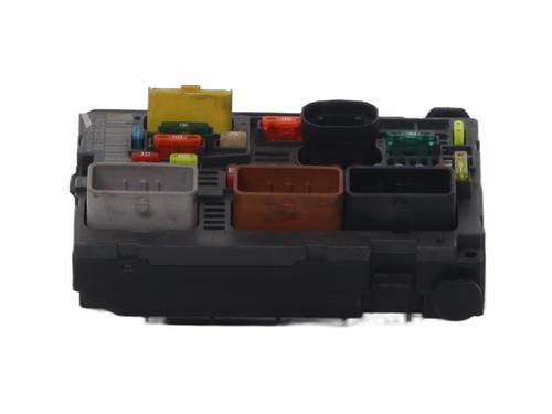 Fuse box CITROËN C5 III (RD_) 1.6 HDi 115 (RD9HRA, RD9HLA, RD9HL0) | BP37327390E1 - Image 4