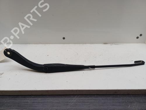 Front windshield wiper arm DACIA SANDERO II TCe 90 (B8M1, B8MA, B8AC) | BP37321567C143 - Image 3