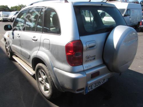 Brugte TOYOTA RAV 4 II (_A2_) 2.0 D 4WD (CLA20_, CLA21_, CLA20R, CLA21R) 4799478