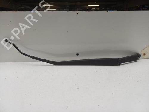 Used Front windshield wiper arm Front windshield wiper arm 37318529 37318529