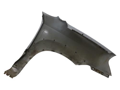 Used Left front fenders Left front fenders 37615971 37615971