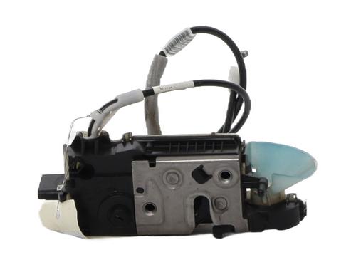 Front left lock PEUGEOT 2008 I (CU_) 1.2 THP 110 / PureTech 110 | BP37331703C98 - Image 4