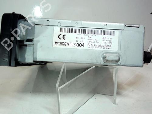 Used Radio Radio 37303919 37303919