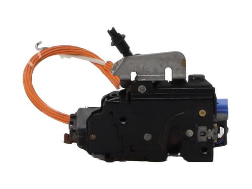 front-right-lock-audi-a3-8p1-2003-2004-2005-2006-2007-2008-2009-2010-2011-2012-2013-37323732 main image