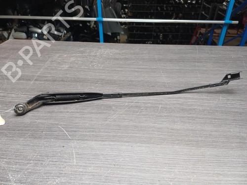 front-windshield-wiper-arm-fiat-500-312_-2007-37319639 main image