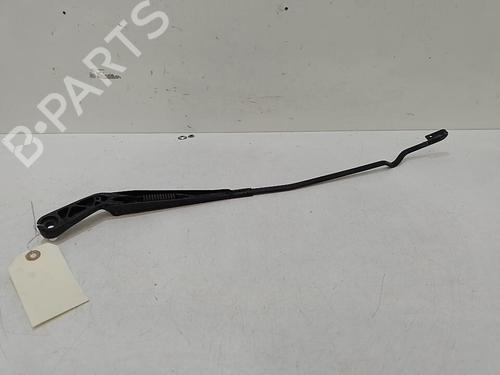 Used Front windshield wiper arm Front windshield wiper arm 37312519 37312519