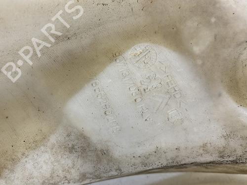 Used Windscreen washer tank Windscreen washer tank 37622567 37622567