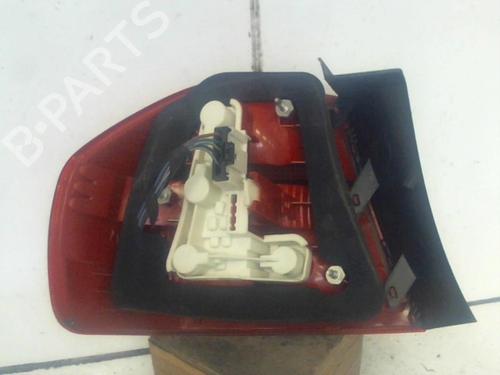 right-taillight-bmw-3-e90-2004-2005-2006-2007-2008-2009-2010-2011-2012-37301533 main image